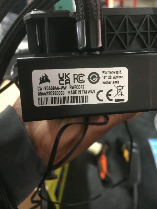 Photo 5 of Corsair Memory CW-9060046-WW Icue H100I Elite Retail Capellix Liquid CPU Cooler
