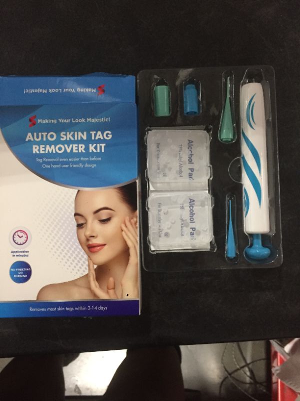 Photo 1 of Auto Skin Tag Remover Kit