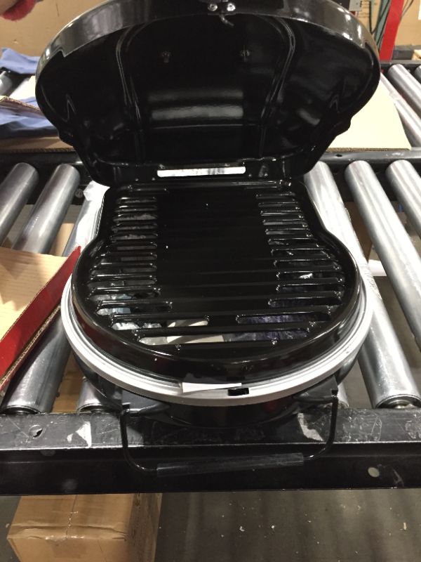 Photo 3 of Coleman Fold N Go Propane Grill
