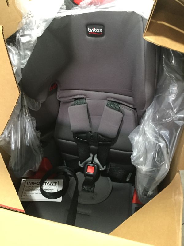 Photo 2 of Britax Grow with You Harness-2-Booster Car Seat, Pebble
