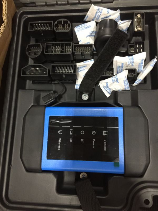 Photo 4 of LAUNCH X431 PRO3S+ Bi-Directional Scan Tool(Newer Model of X431 V PRO4.0),2022 Newest 31+ Reset Service OE-Level Full System Bluetooth Diagnostic Scanner,ECU Coding,AutoAuth FCA SGW,2 Yrs Free Update
