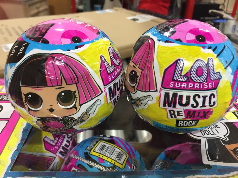 Photo 1 of [2Pack] LOL Surprise Remix Rock Dolls with 7 Surprises Including Instrument