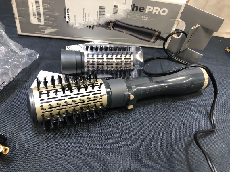 Photo 1 of Infiniti Pro Spin Dual Head Brush BC181