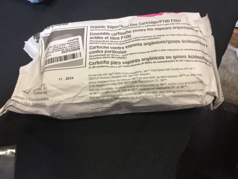 Photo 2 of 3M 60928 P100 Reusable Respirator Combination Cartridge/Filter - Bayonet Connection - 4.2 in Width - 3.4 in Height - 70070614535 [PRICE is per EACH]

