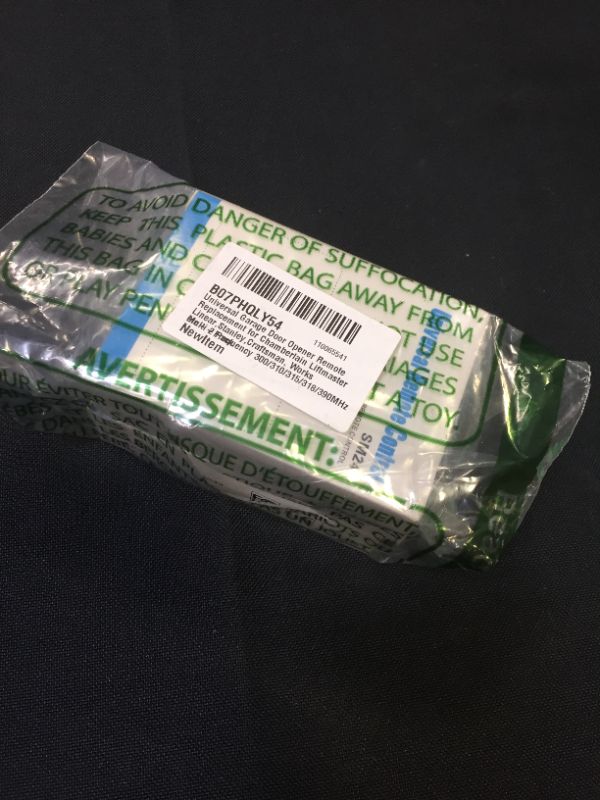 Photo 1 of Universal Garage Door Opener Remote Replacement for Chamberlain Liftmaster Linear,Stanley,Craftsman, Works Multi-Frequency 300/310/315/318/390MHz etc- 2 Pack