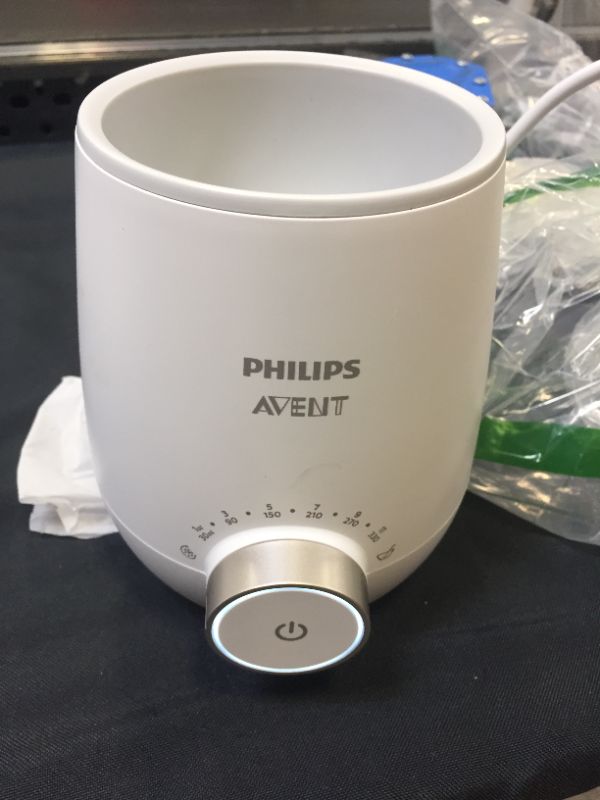 Photo 2 of Philips AVENT Fast Baby Bottle Warmer with Smart Temperature Control and Automatic Shut-Off, SCF358/00
