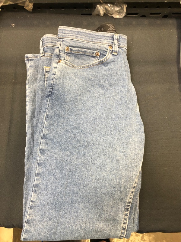 Photo 1 of 32x32 wrangler jeans 