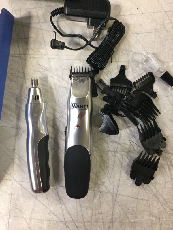 Photo 2 of Wahl Cord/Cordless Beard Trimmer with Bonus Nose Trimmer 