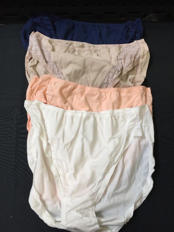 Photo 1 of FRUIT OF THE LOOM WOMEN UNDERWEAR 4 PACK SIZE 8