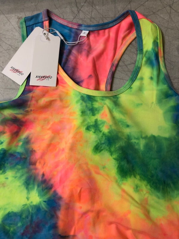 Photo 1 of -SIZE SMALL- XIEERDUO Womens Racerback Tank Tops Loose Fit Causal Summer U Neck
