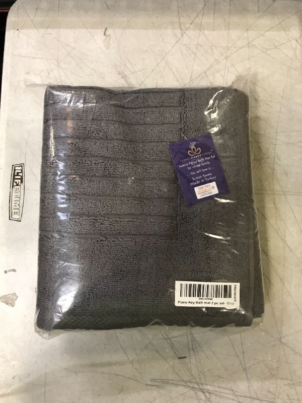 Photo 1 of 2pc grey bathroom mat set 