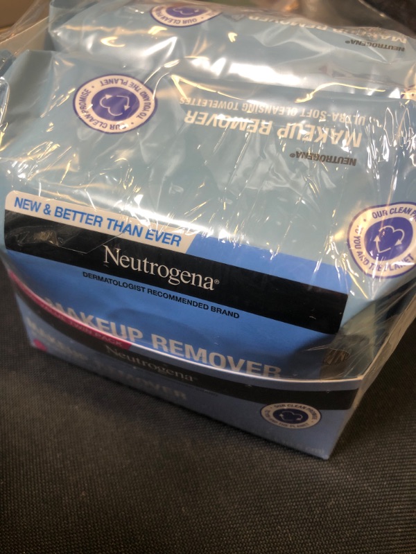 Photo 2 of Neutrogena Makeup Remover Cleansing Face Wipes - 25.0 Ea X 2 Pack