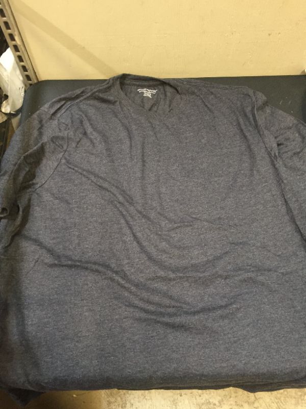 Photo 1 of men's t-shirt
size XL
