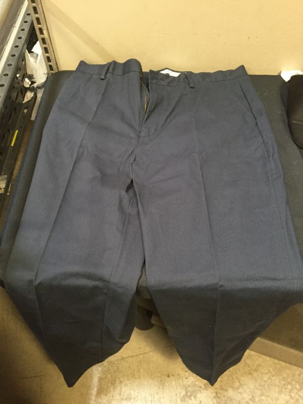 Photo 1 of MENS PANTS
SIZE 35 W X 32 L