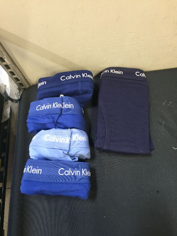Photo 3 of Calvin Klein Men's 5-Pack. Cotton Classic Boxer Briefs
size L