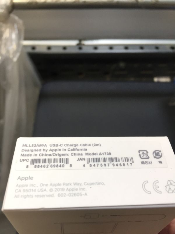 Photo 1 of Apple USB-C Charge Cable (2m)
