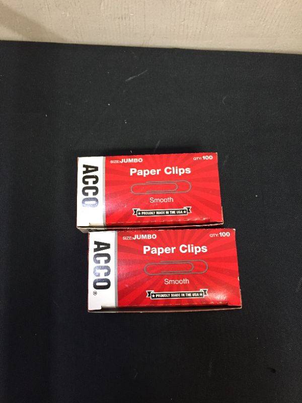 Photo 2 of ACCO Paper Clips, Jumbo, Smooth, 100 Clips/Box, 1 Box (72580)
2 pack 
