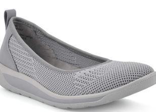 Photo 1 of CLIFFS BY WHITE MOUNTAIN Chrissy Women's Ballet Flat Sneaker
size 8.5