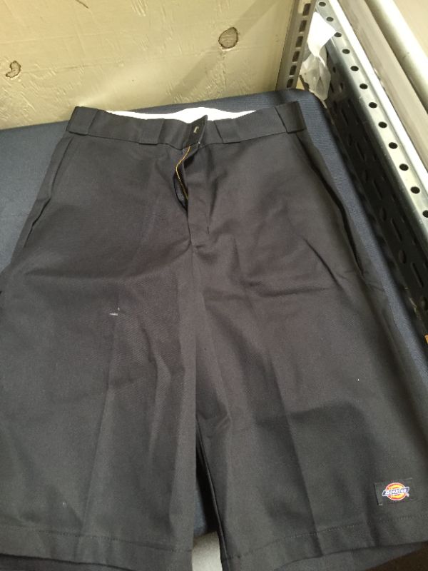 Photo 3 of Dickies Multi Pocket Workshort Shorts Black
Size: 30
