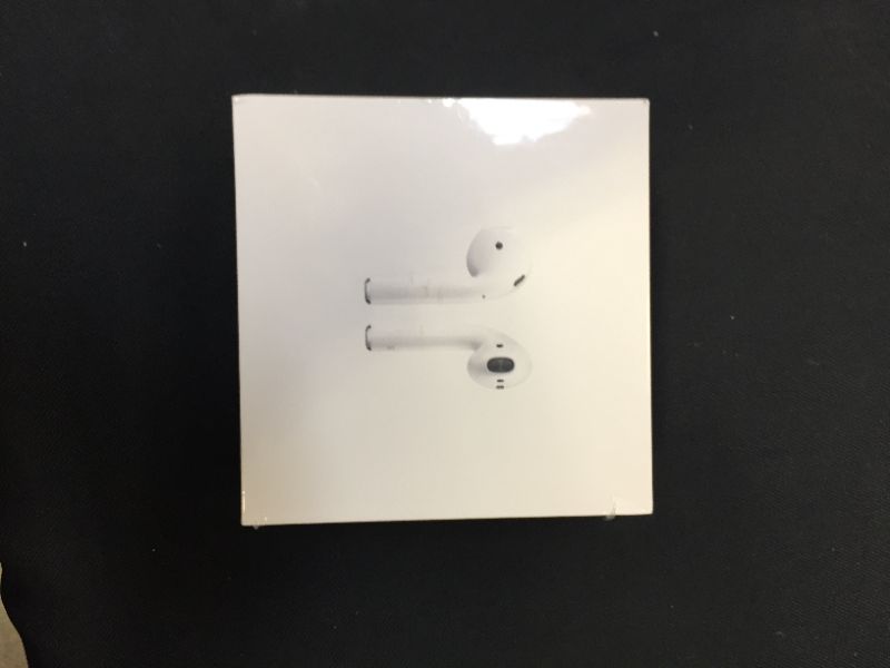 Photo 3 of Apple AirPods (2nd Generation)
