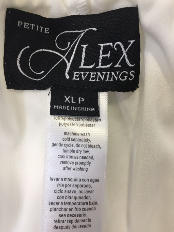 Photo 4 of Alex Evenings Women's Wide Leg Chiffon Dress Pant (Petite Regular Plus Sizes) SIZE XL PETITE