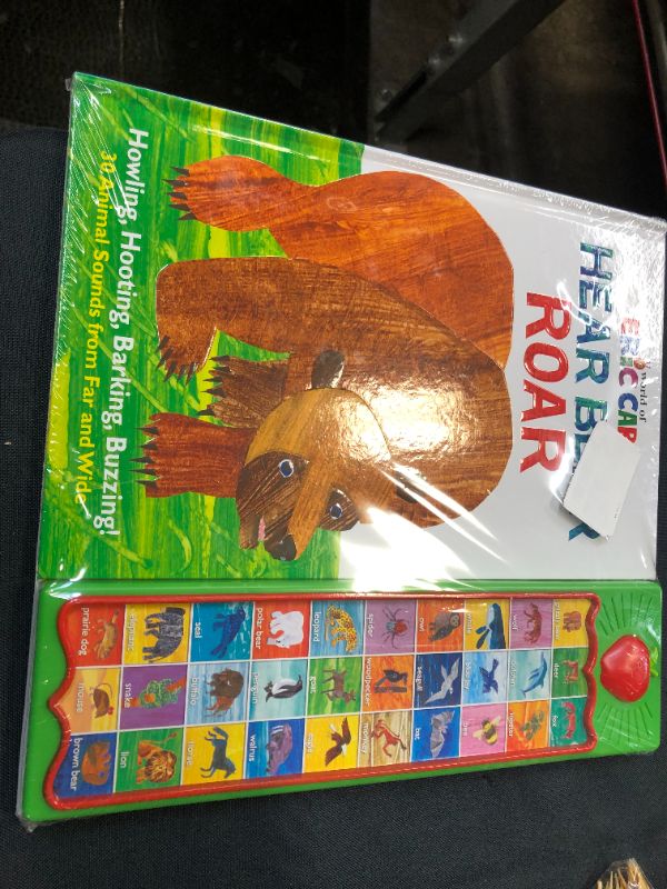 Photo 2 of World of Eric Carle, Hear Bear Roar 30-Button Animal Sound Book - Great for First Words - PI Kids Hardcover – Sound Book, July 1, 2014
