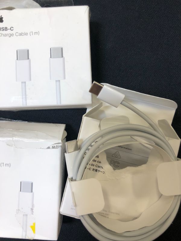 Photo 3 of Apple USB-C Charge Cable (1 m)-- 3 pack--