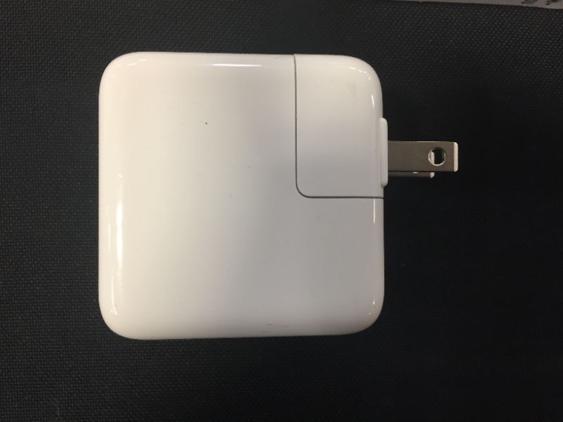 Photo 3 of Apple 30W USB-C Power Adapter