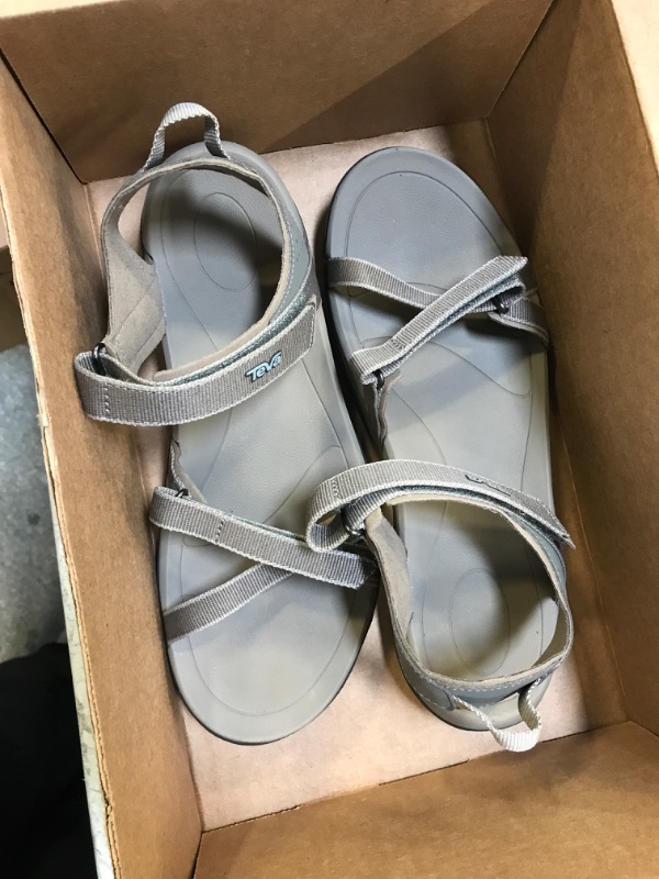 Photo 2 of Teva Women's Verra Sandal SIZE 10