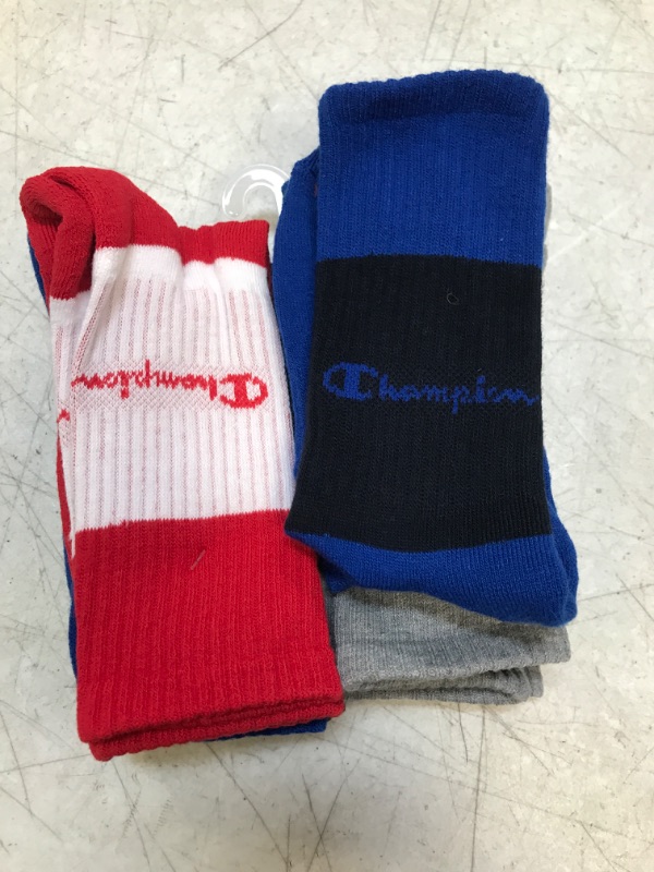 Photo 2 of .Champion unisex-child Kids' 6-pack Crew Socks SIZE 7-9 
