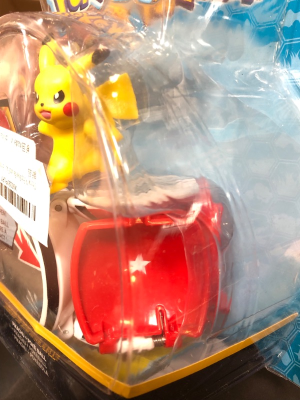 Photo 2 of Pokemon Throw 'N' Pop Poke Ball Assortment