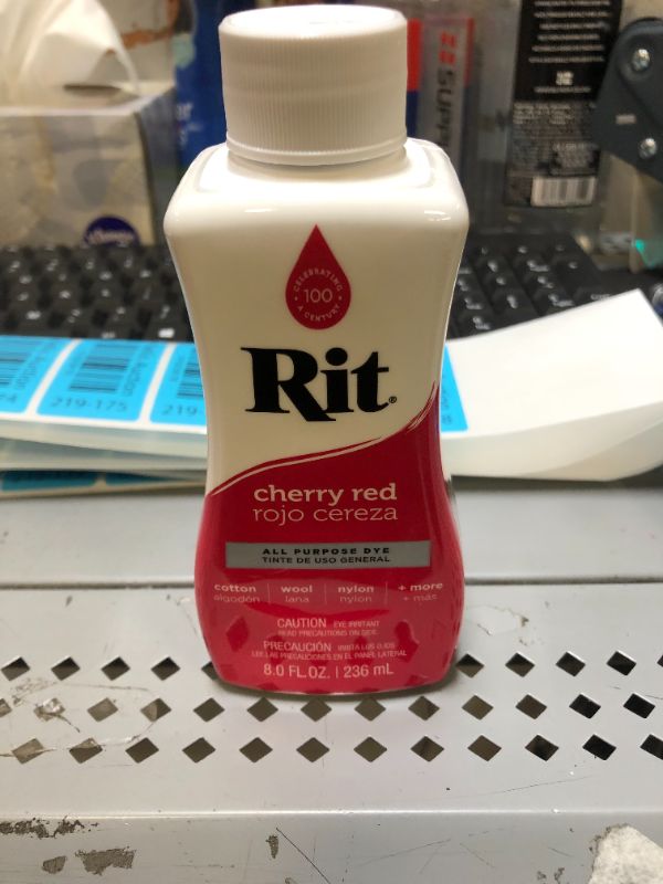 Photo 2 of Rit 88230 8 Oz Cherry Red Liquid Dye