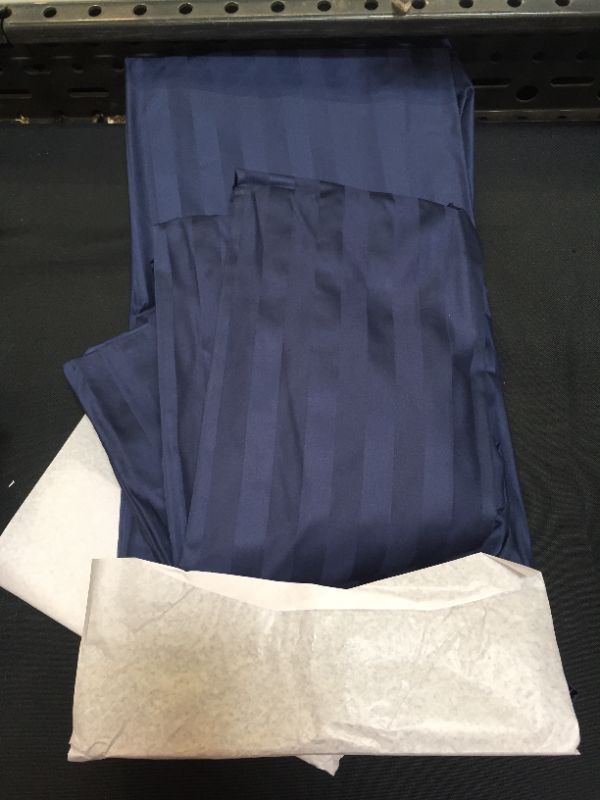 Photo 1 of California Design Den - Twin XL Sheet, Soft 100% Cotton Cooling Sheets Deep Pockets Snug Fit Elastic, 500 Thread Count, 3-Pc Set, Hotel Quality, Damask Stripe Sheets for Bed (Stripe - Navy Blue)
