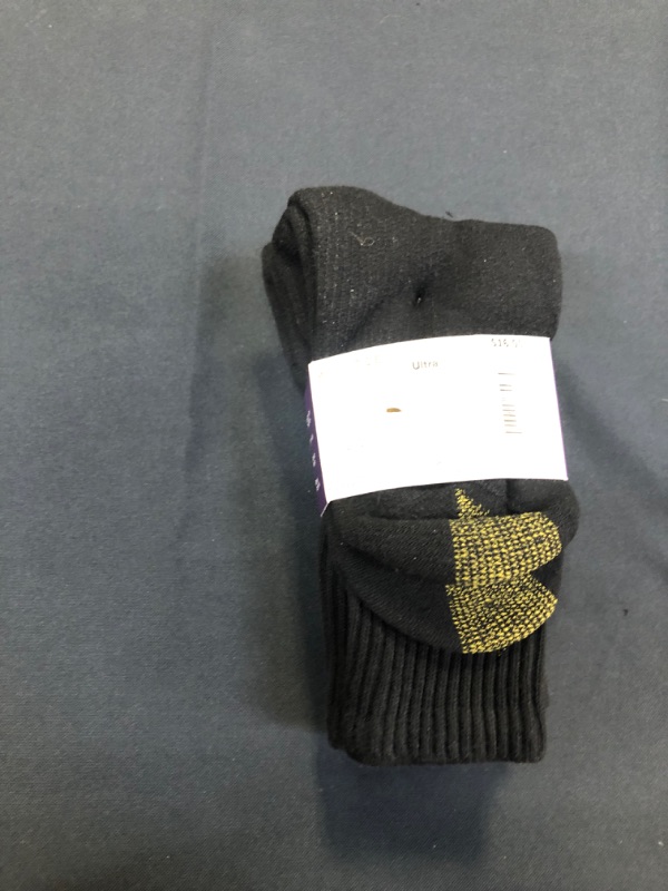 Photo 2 of Gold Toe Men's 656s Cotton Crew Athletic Socks, Multipairs, Size 6-9
