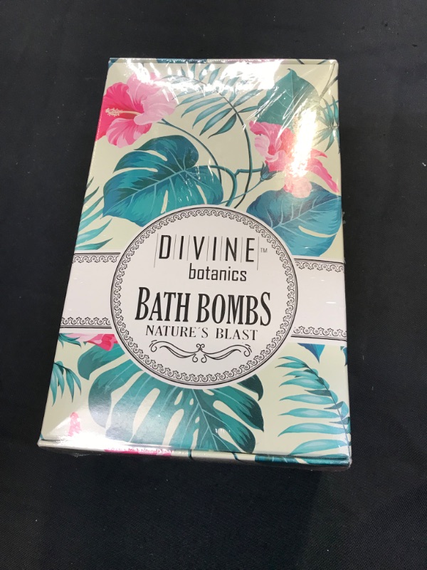 Photo 2 of 6 Xtra Large and Lush Bath Bomb Gift Set - Bath Bombs Kit Includes Konjac Sponge