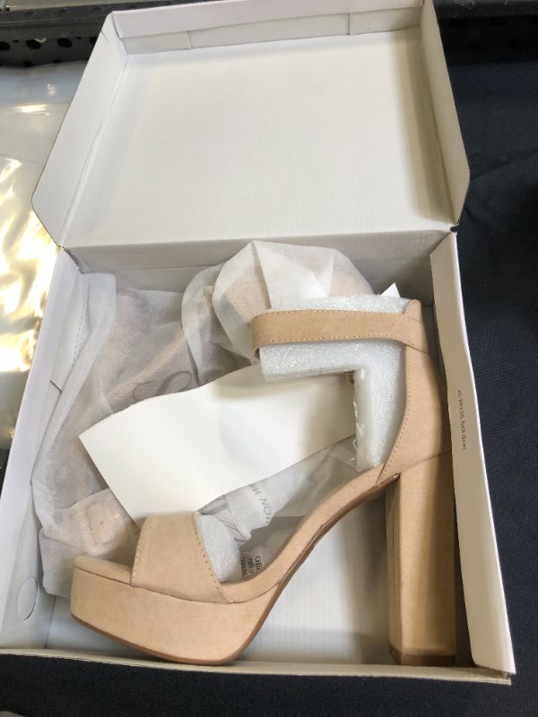 Photo 1 of DREAM PARIS TAN HEELS PUMP SIZE 8