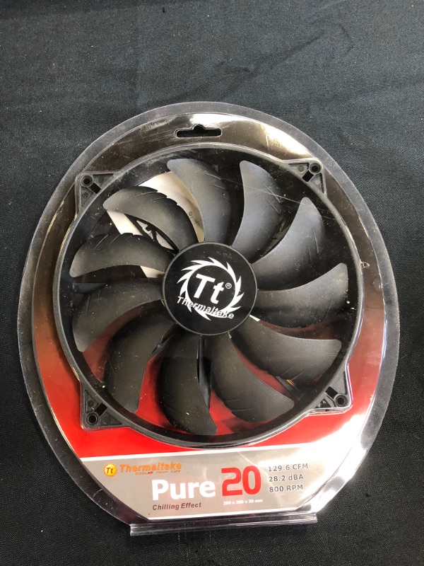 Photo 2 of Thermaltake 200mm Pure 20 Series Black 200x30mm Thick Quiet High Airflow Case Fan with Anti-Vibration Mounting System Cooling CL-F015-PL20BL-A
