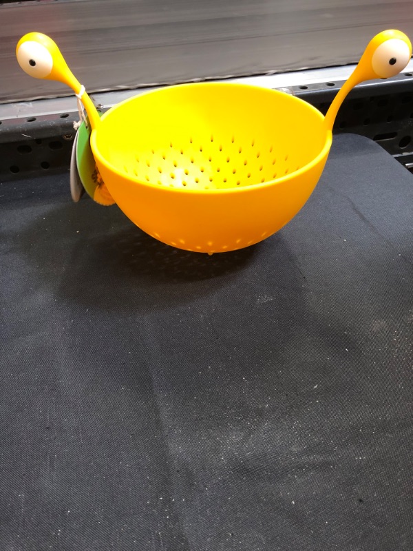 Photo 1 of OTOTO Spaghetti Monster - Kitchen Strainer for Draining Pasta, Vegetable, Fruit - Colander Dimensions 12.2x 8.27x 7.48 in - BPA free Food Strainers for the Kitchen - Strainer and Colander
