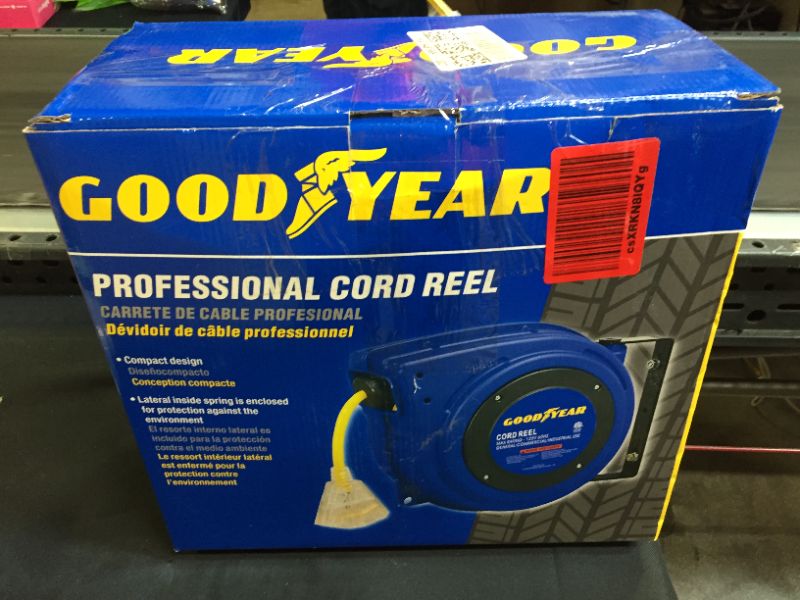 Photo 5 of Goodyear Extension Cord Reels (12AWG x 40 FT (SJTOW Cable) w/LED Light-Up Tap)

