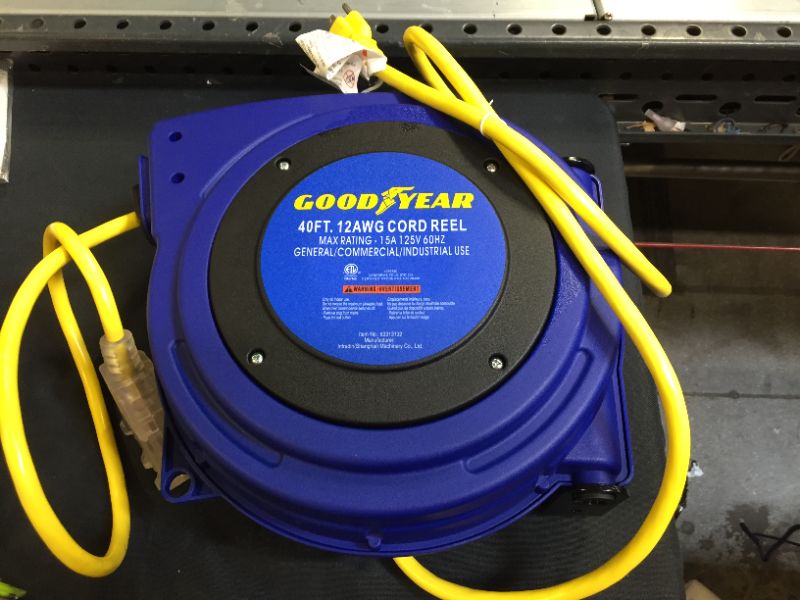 Photo 3 of Goodyear Extension Cord Reels (12AWG x 40 FT (SJTOW Cable) w/LED Light-Up Tap)
