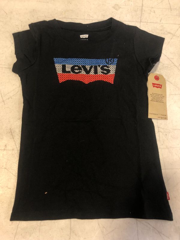 Photo 1 of KIDS LEVI'S BLACK T-SHIRT SIZE S/5