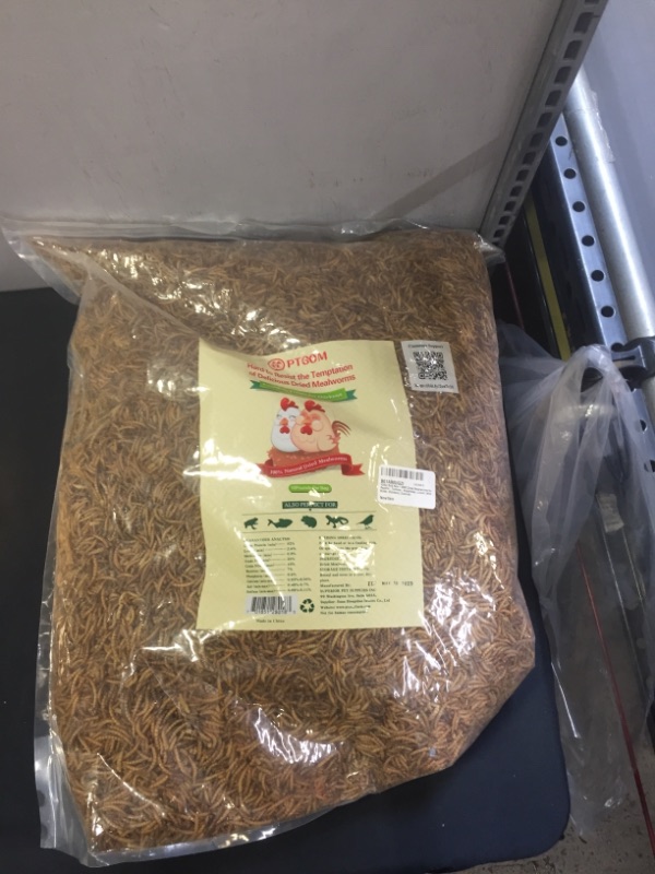 Photo 2 of 10 LBS Bulk Dried Mealworms for Wild Birds Food Blue Bird Chickens Hen Treats
