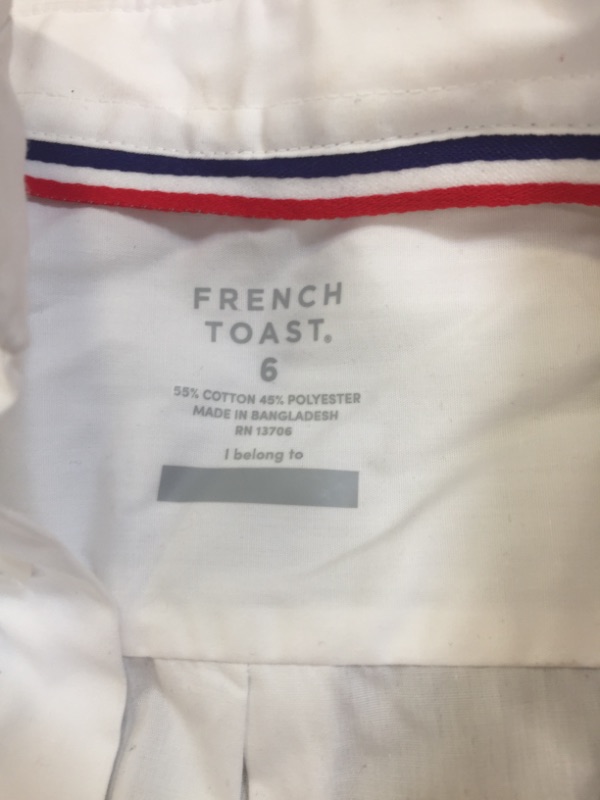 Photo 4 of French Toast Girls' Long Sleeve Woven Shirt with Peter Pan Collar (Standard & Plus) SIZE 6
DIRTY, SEE PICTURES.
