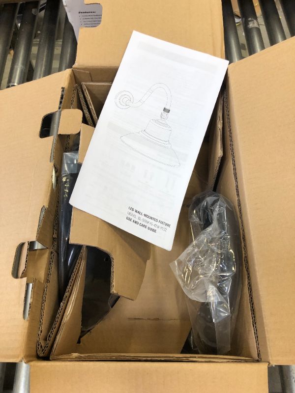 Photo 1 of Evenflo Pivot Modular Travel System with SafeMax Infant Car Seat

