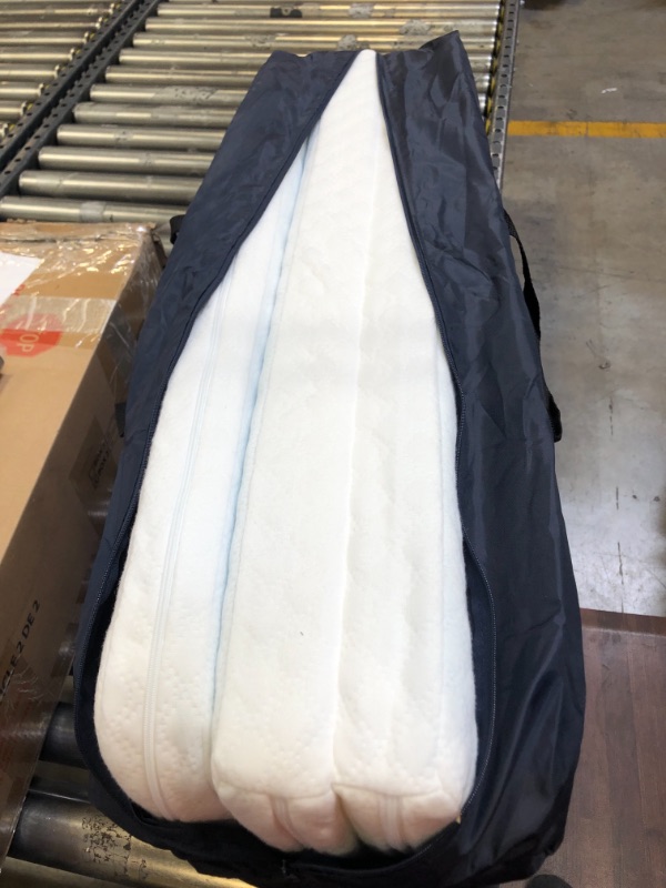 Photo 3 of hiccapop Tri-Fold Travel Mattress