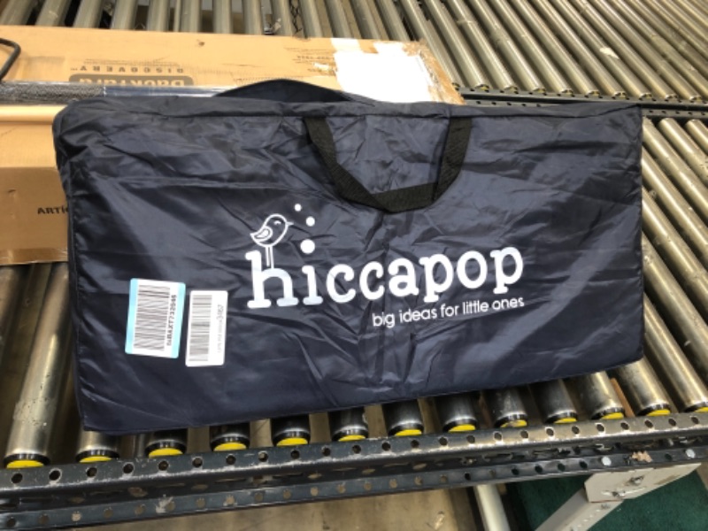 Photo 2 of hiccapop Tri-Fold Travel Mattress