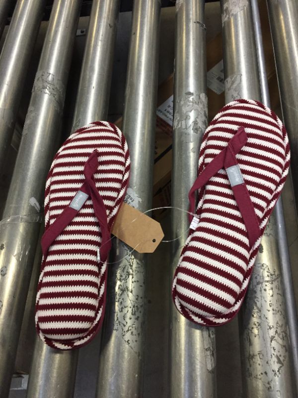 Photo 2 of Magtoe Women's Memory Foam Spa Thong Ladies Home Slippers. SIZE 12-12. Color Burgundy
