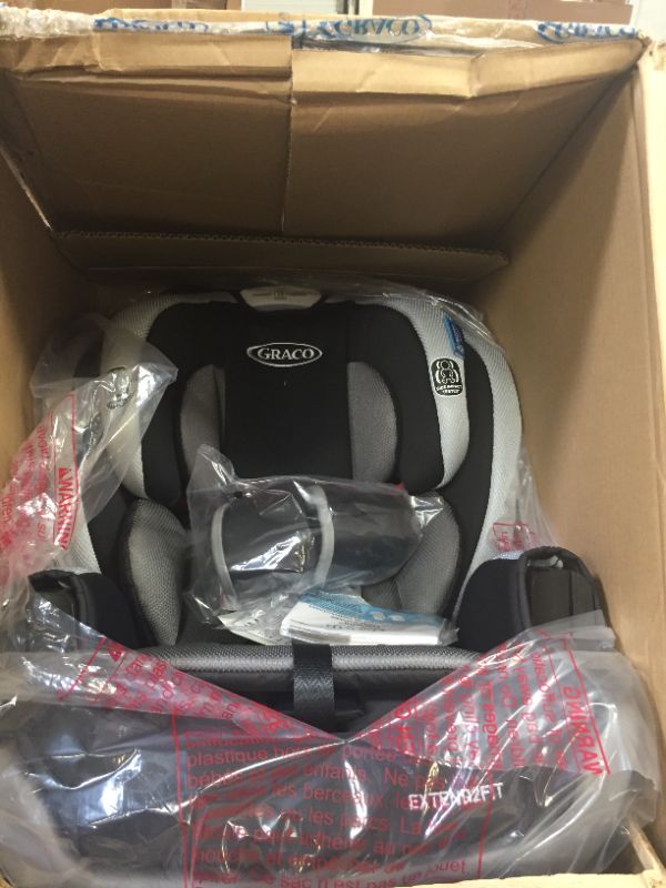 Photo 2 of Graco Extend2Fit 3 in 1 Car Seat, Ride Rear Facing Longer, Garner, 21.56 pounds