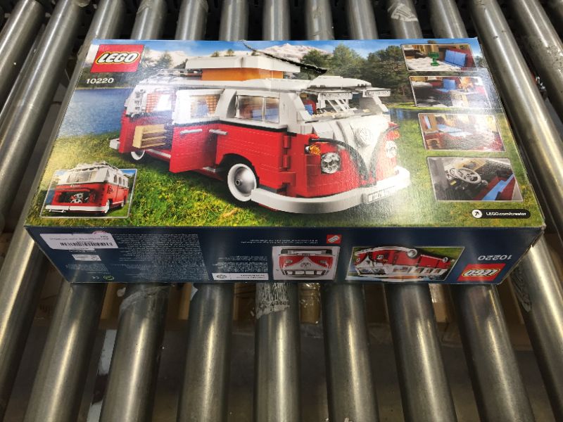 Photo 5 of LEGO Creator Expert Volkswagen T1 Camper Van 10220 Construction Set (1334 Pieces)
