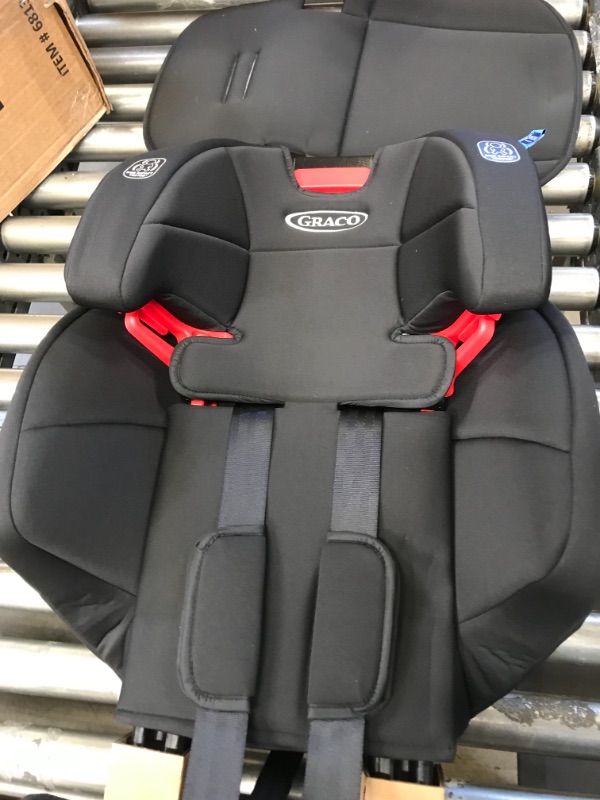 Photo 2 of Graco Tranzitions 3 in 1 Harness Booster Seat